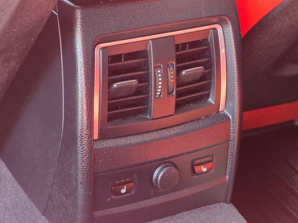Used 2016 BMW 328i xDrive Sedan AWD/4WD image 20
