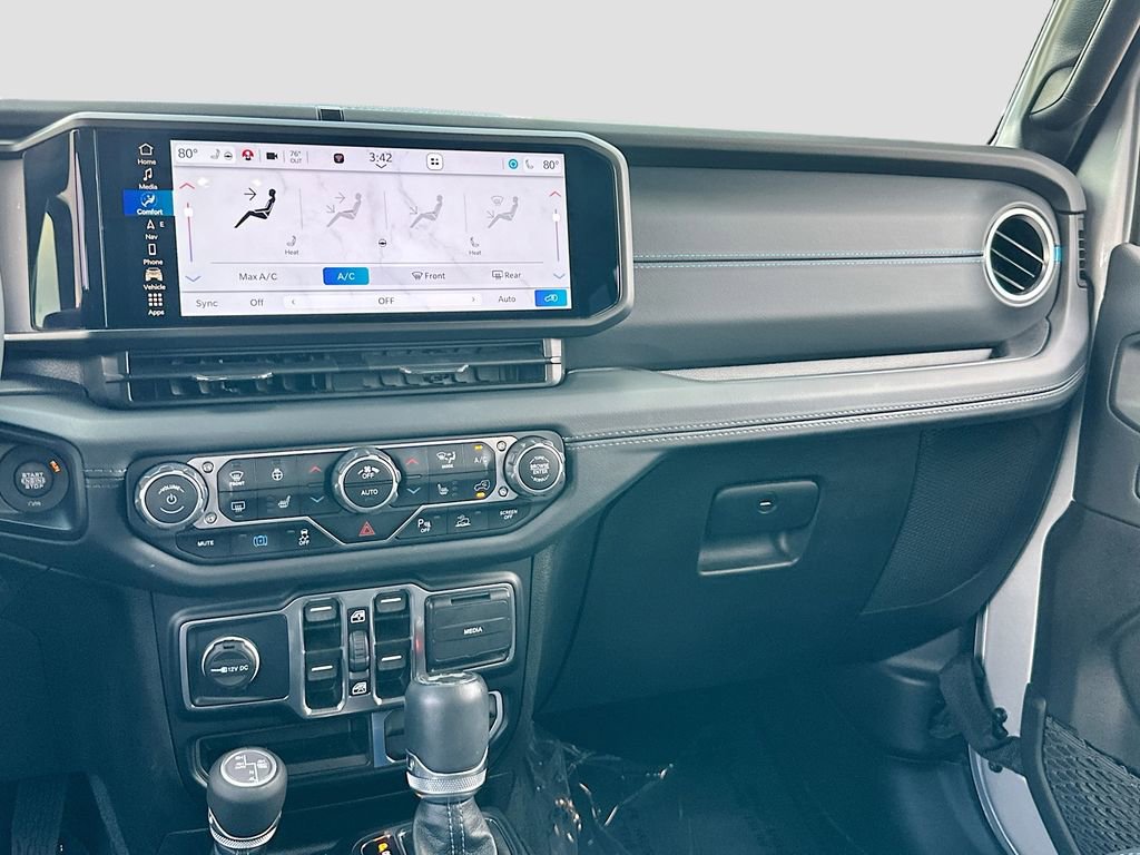 Used 2024 Jeep Wrangler High Altitude image 23