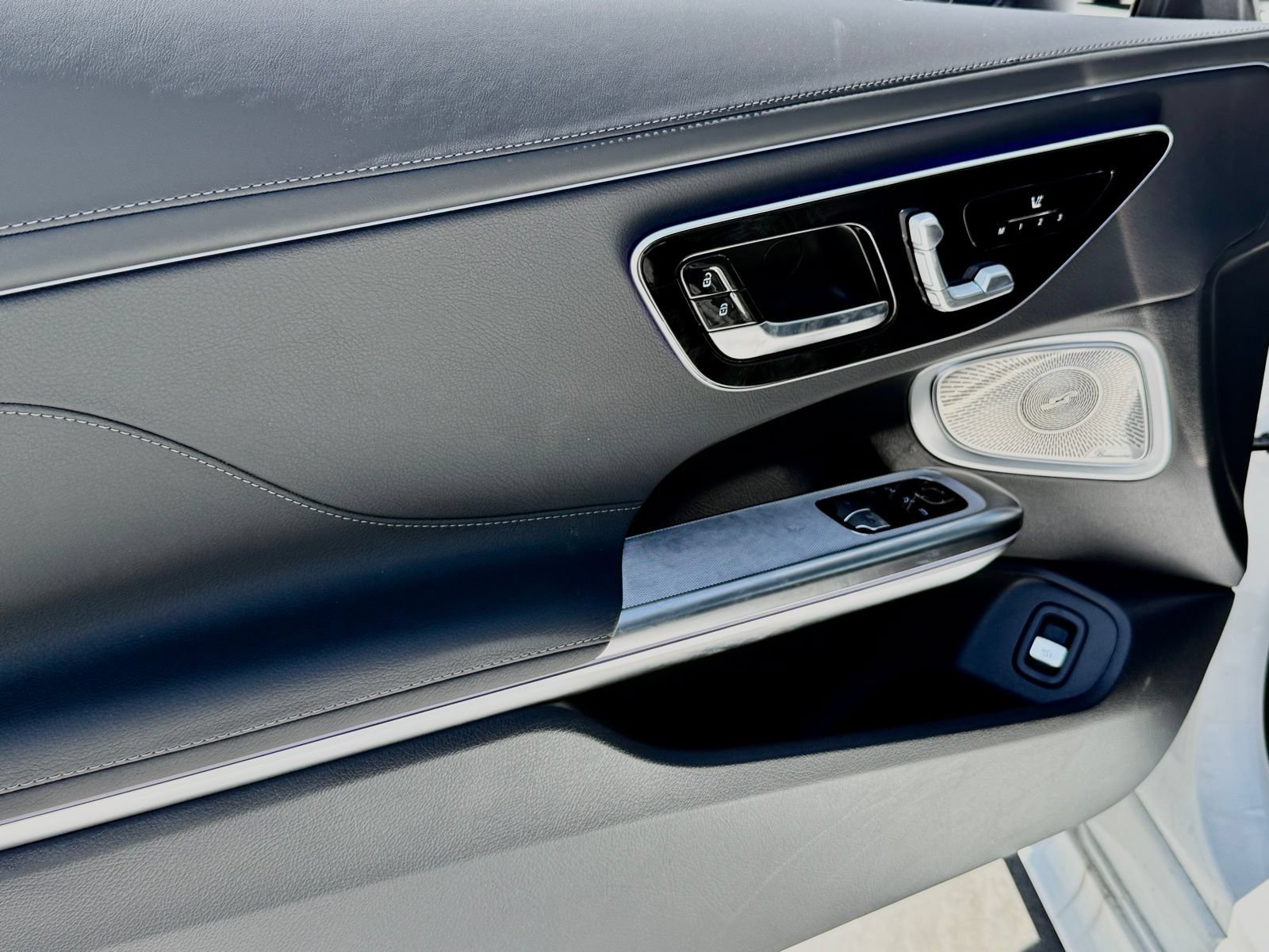 New 2026 Mercedes-Benz CLE 300 4MATIC Coupe image 13