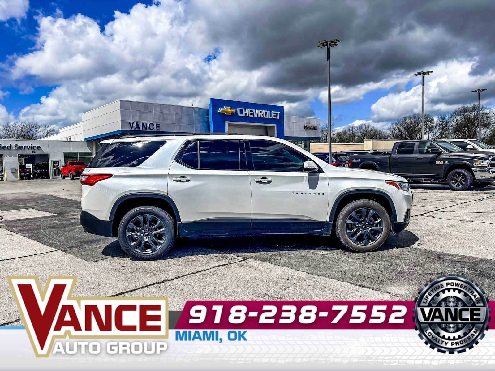 Used 2019 Chevrolet Traverse RS image 8