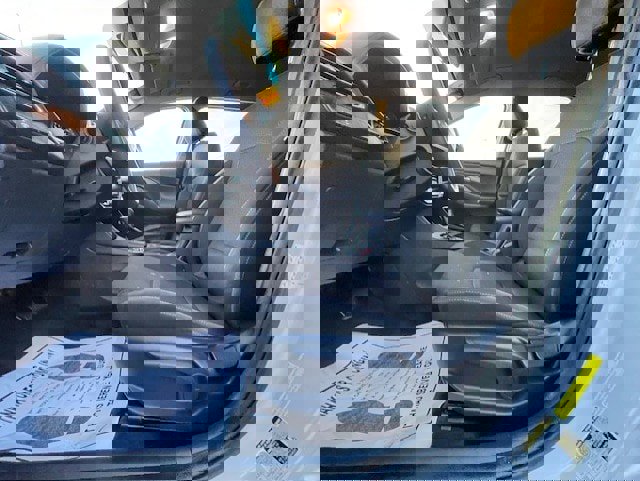 Used 2018 Hyundai Elantra GT image 12