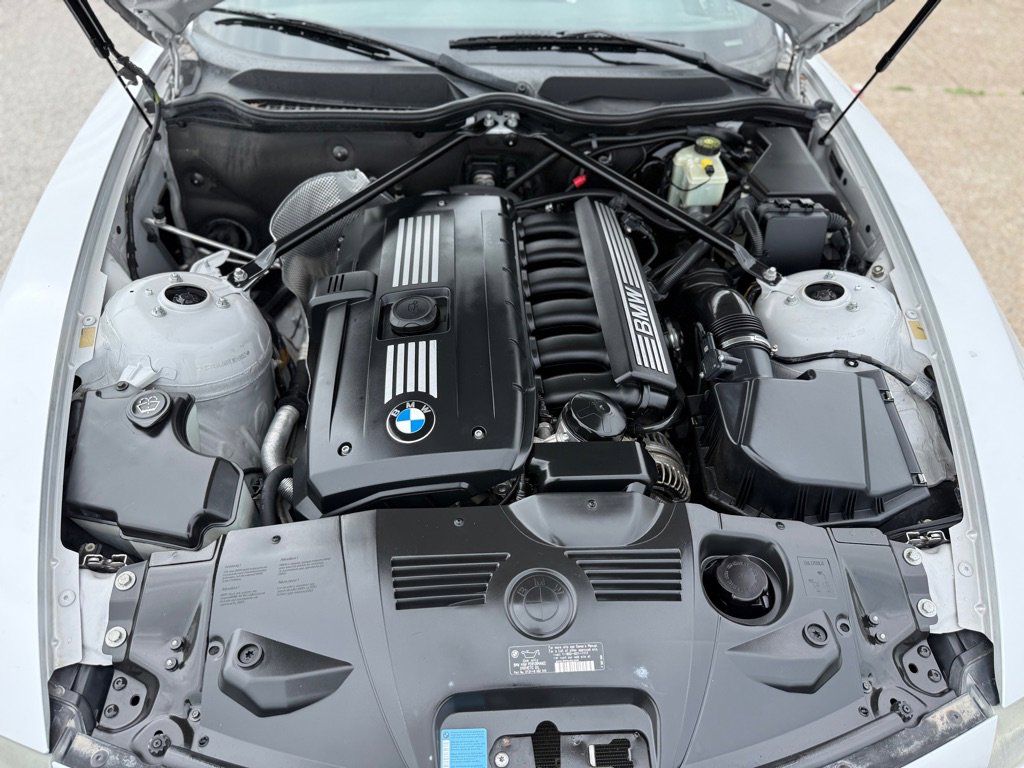 Used 2007 BMW Z4 3.0i image 15