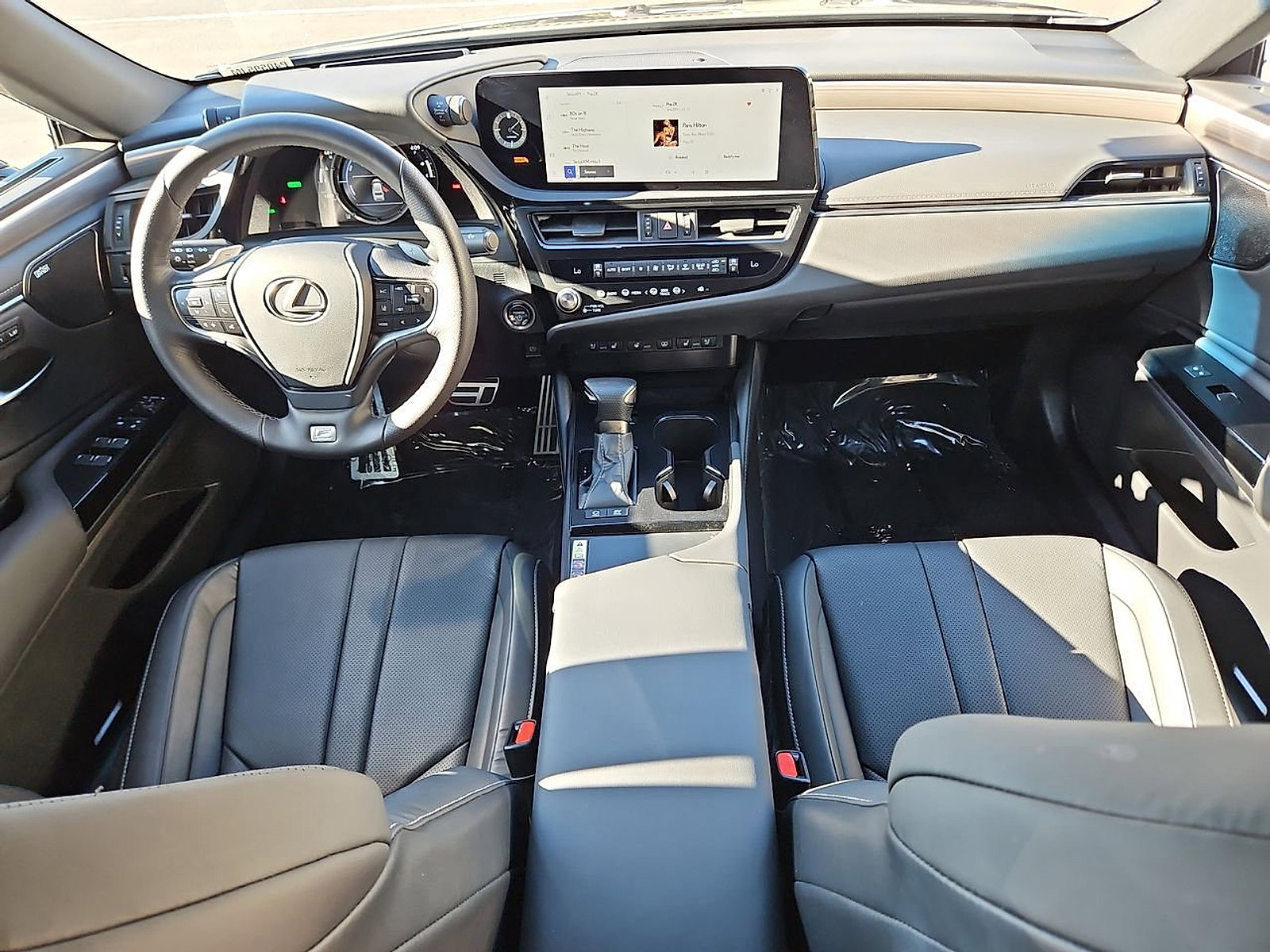 Certified 2024 Lexus ES 300h F Sport image 31