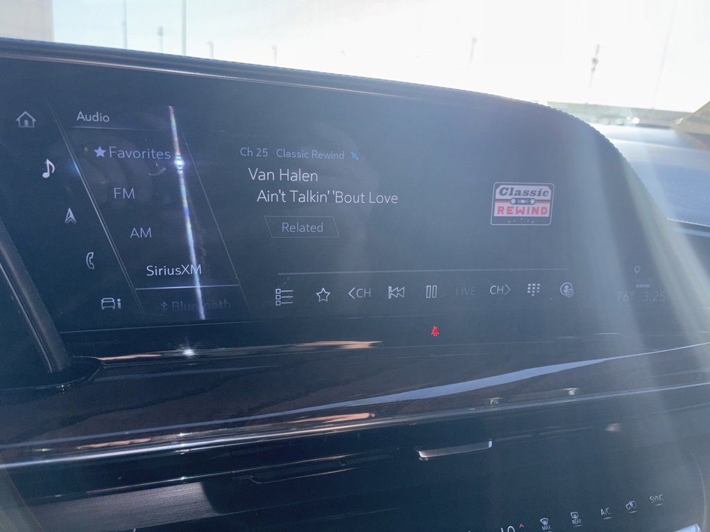 Used 2021 Cadillac Escalade Sport Platinum w/ LPO, ONYX Package image 15