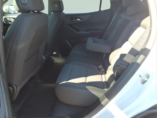 New 2027 Chevrolet Equinox LT w/ LPO, Floor Liner Package AWD/4WD image 16