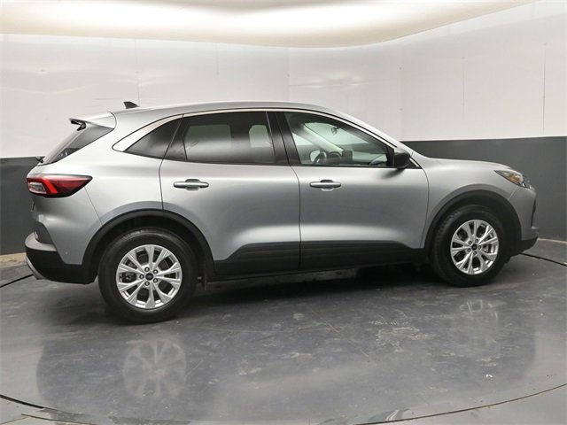 Used 2024 Ford Escape Active w/ Cold Weather Package image 8