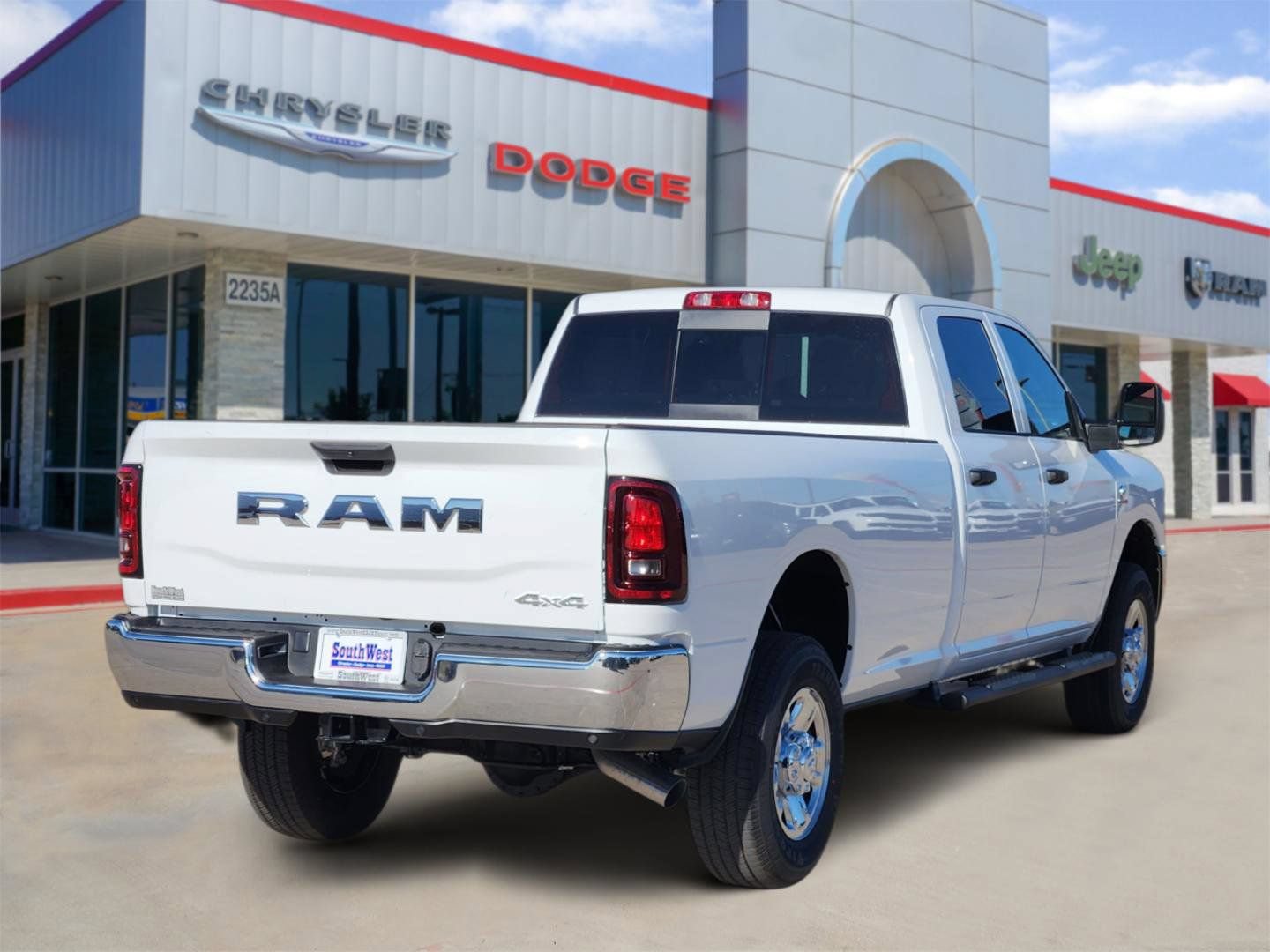 New 2026 RAM 2500 Tradesman AWD/4WD image 5