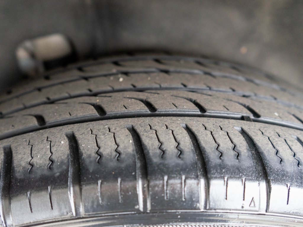 Used 2017 Mercedes-Benz GLC 300 4MATIC image 36