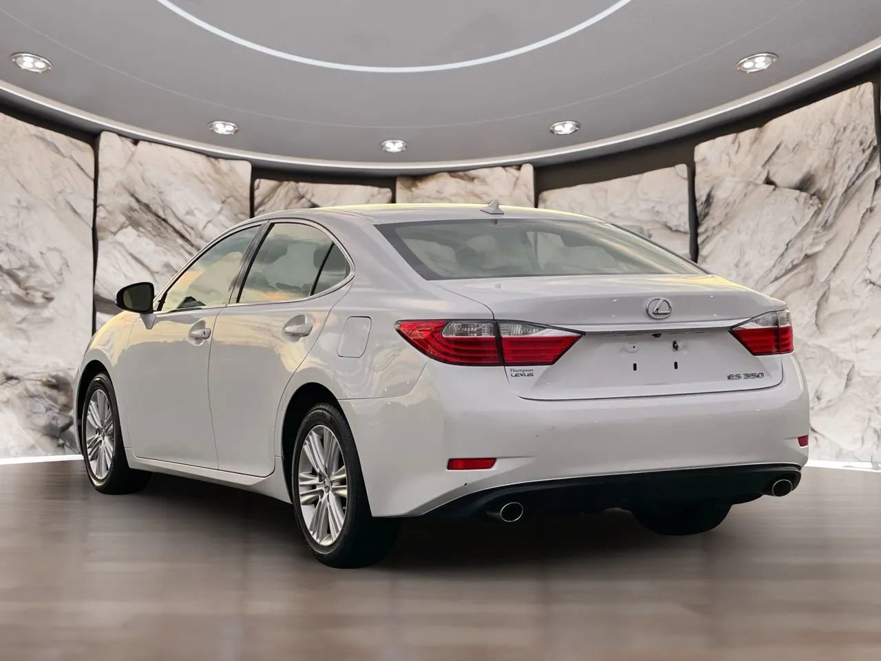 Used 2014 Lexus ES 350 ES 350 Sedan 4D w/ Premium Package image 8