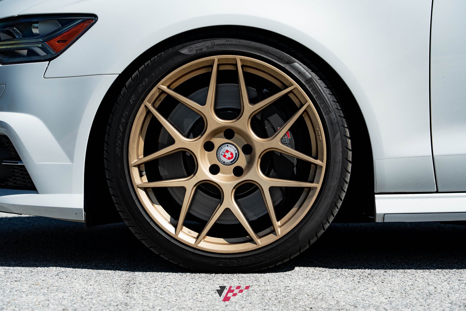 Used 2016 Audi S6 Prestige w/ Prestige Package image 15