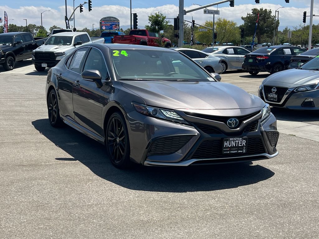 Used 2024 Toyota Camry XSE FWD image 10