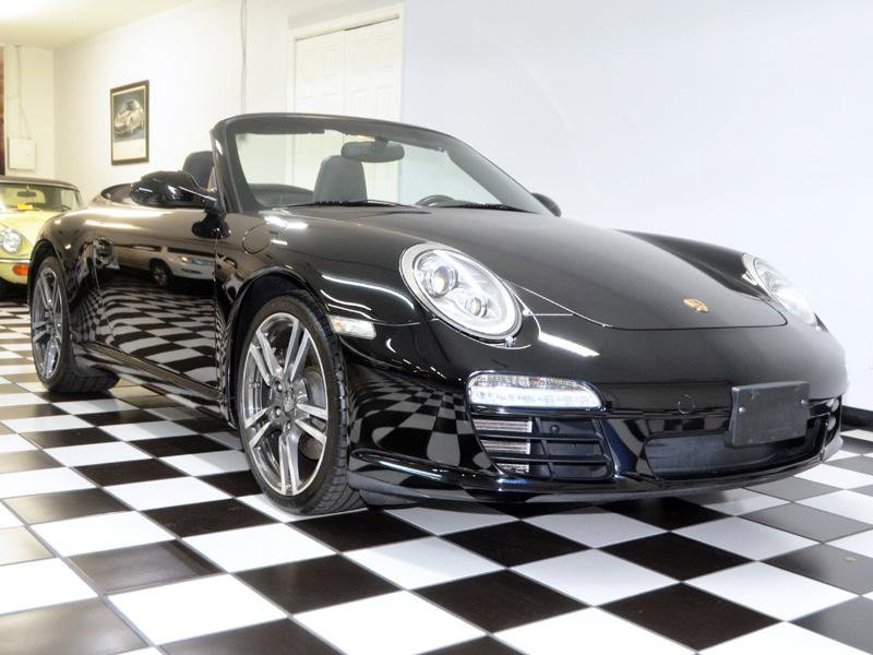 Used 2012 Porsche 911 Carrera Black Edition image 3