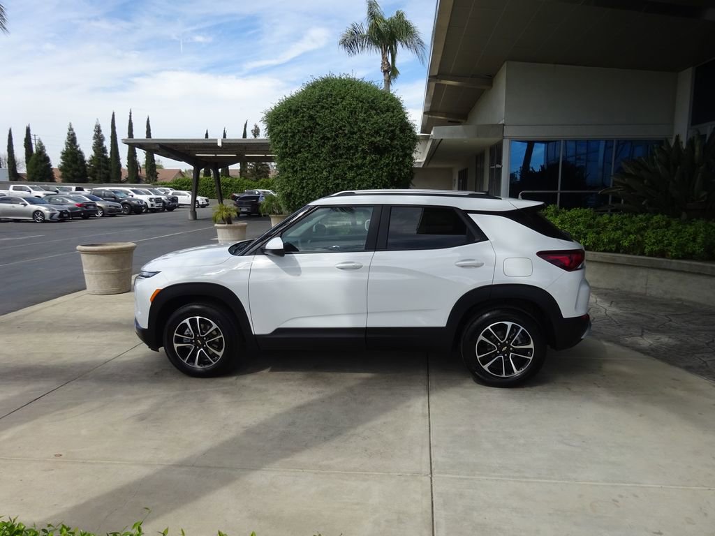 Certified 2024 Chevrolet TrailBlazer LT w/ LT Cold Weather Package image 5