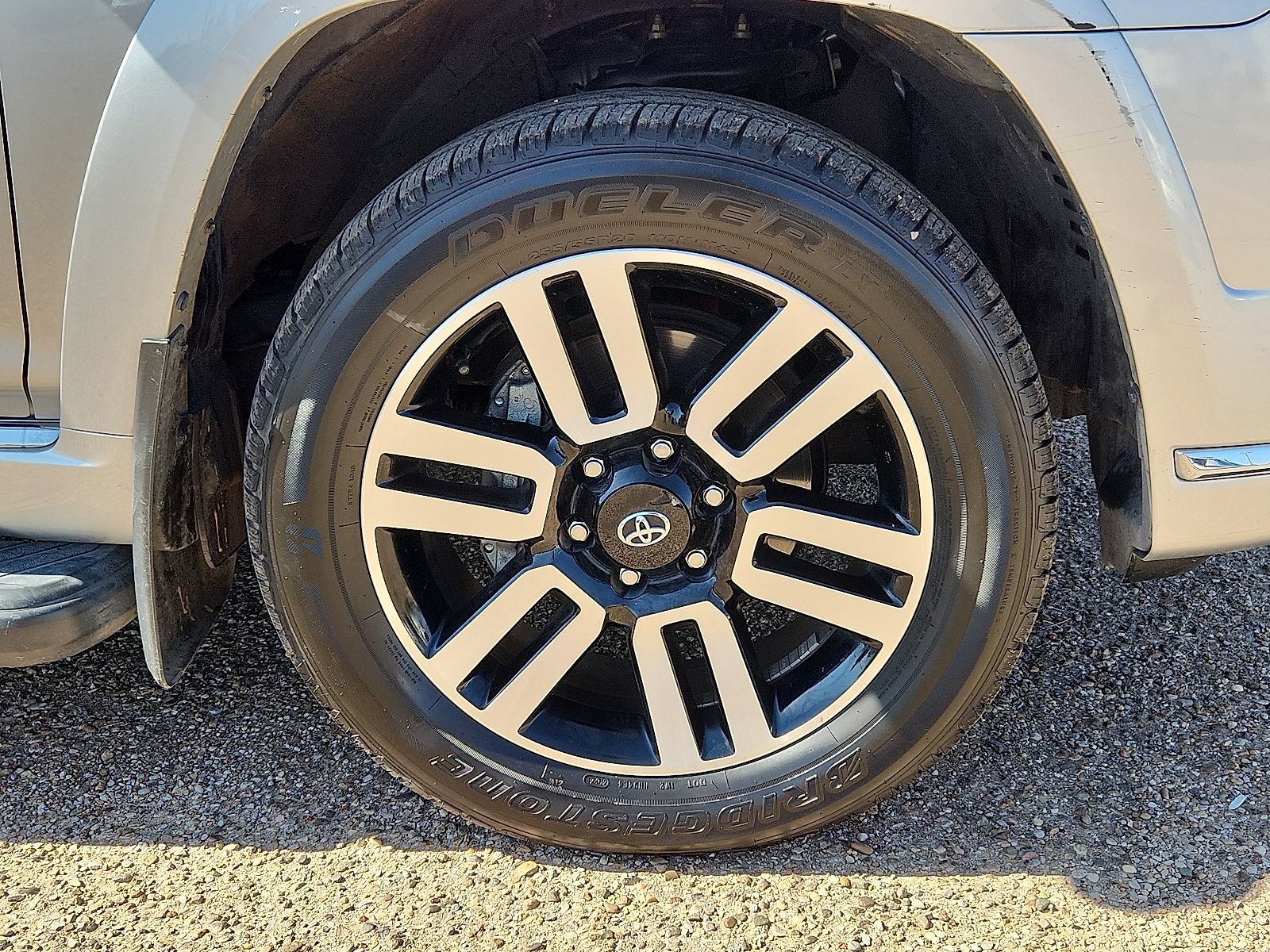 Used 2023 Toyota 4Runner Limited AWD/4WD image 6