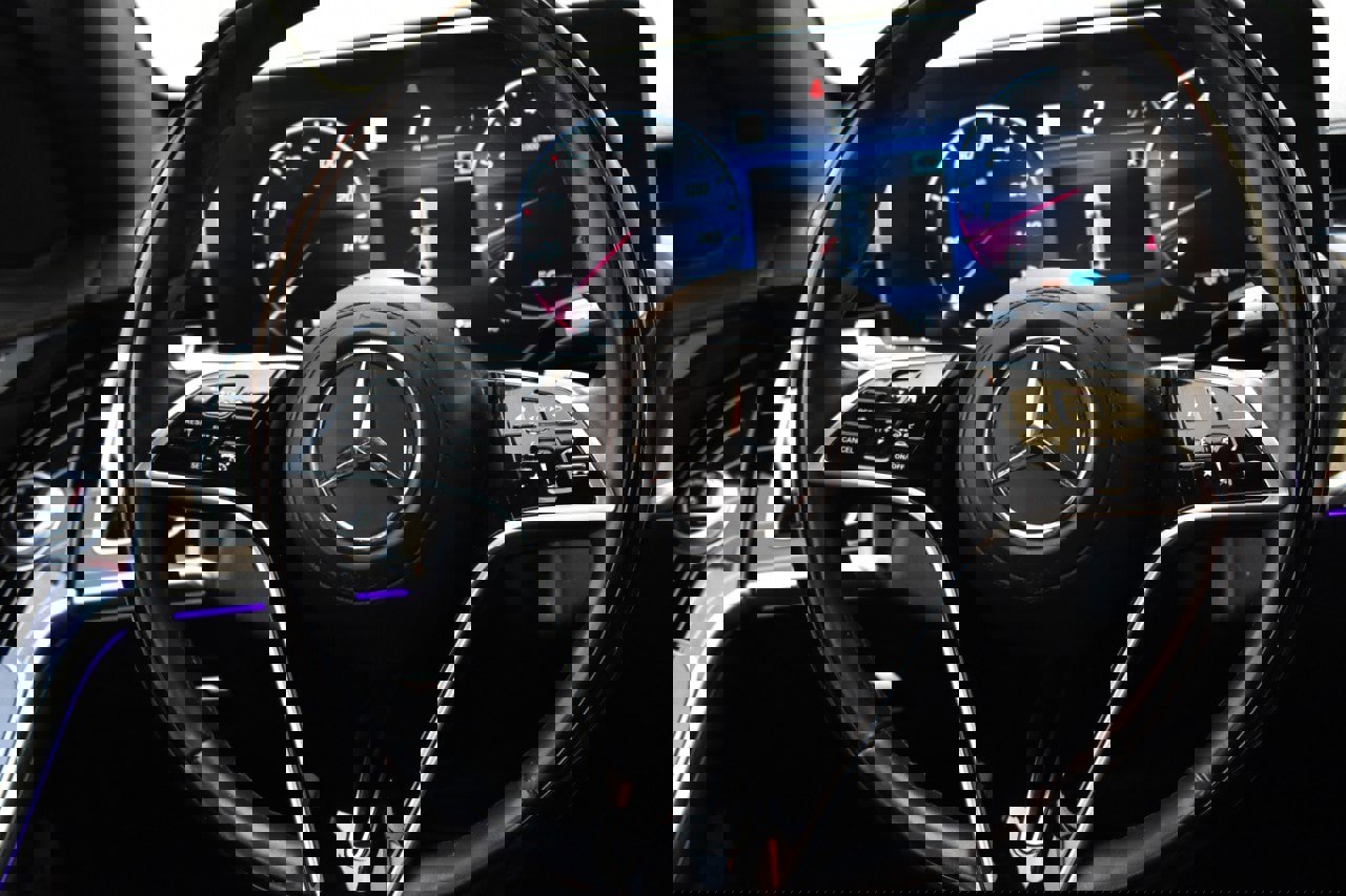 Used 2021 Mercedes-Benz S 580 4MATIC w/ AMG Line image 26