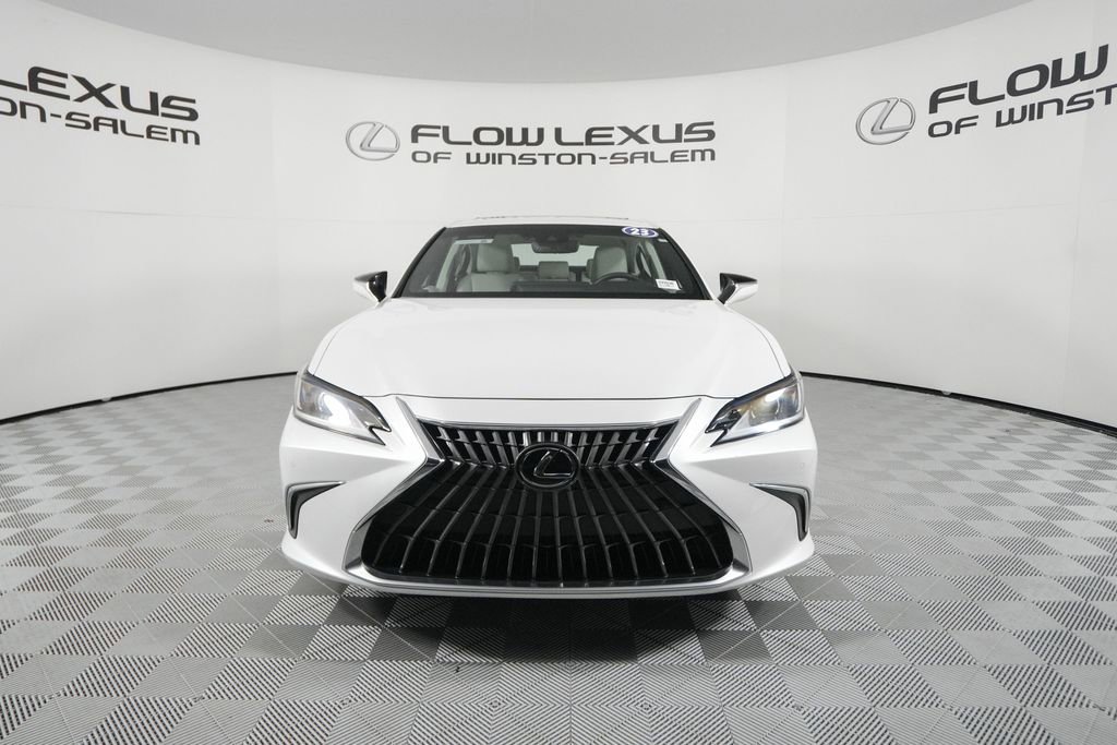 Certified 2023 Lexus ES 300h w/ Premium Package FWD image 2
