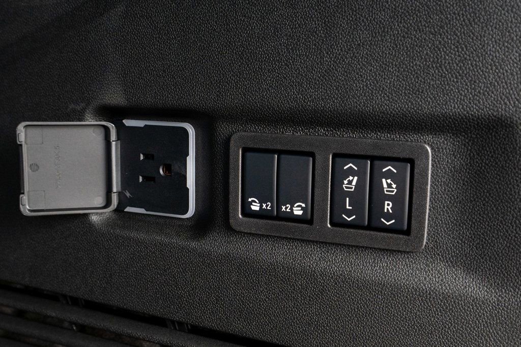 New 2025 Chevrolet Suburban Premier w/ LPO, Get Active Package image 40