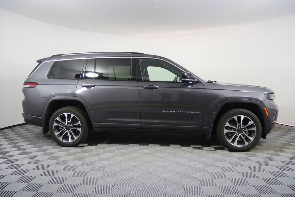 Used 2022 Jeep Grand Cherokee L Overland w/ MOPAR Finishing Package image 2