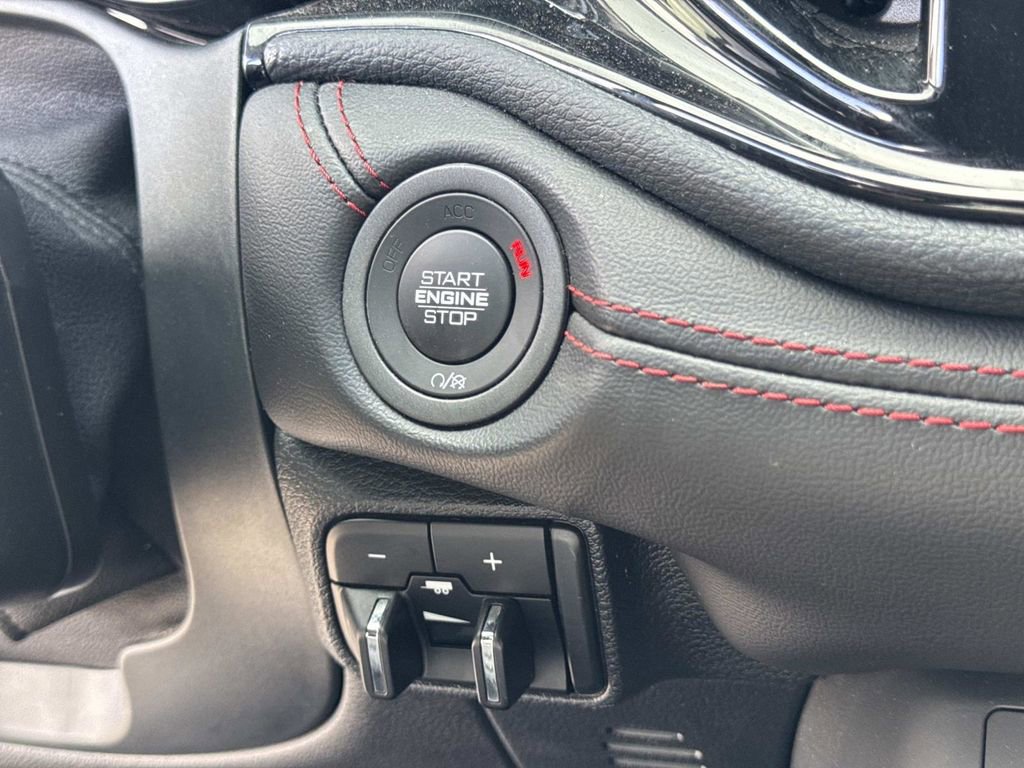 Used 2025 Dodge Durango GT image 47