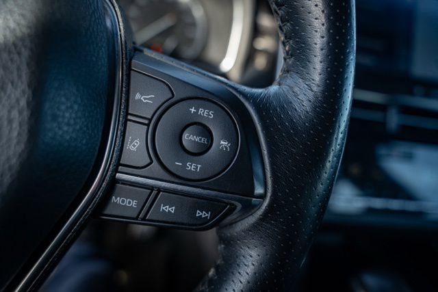 Used 2021 Toyota Avalon Touring w/ Advanced Safety Package image 22