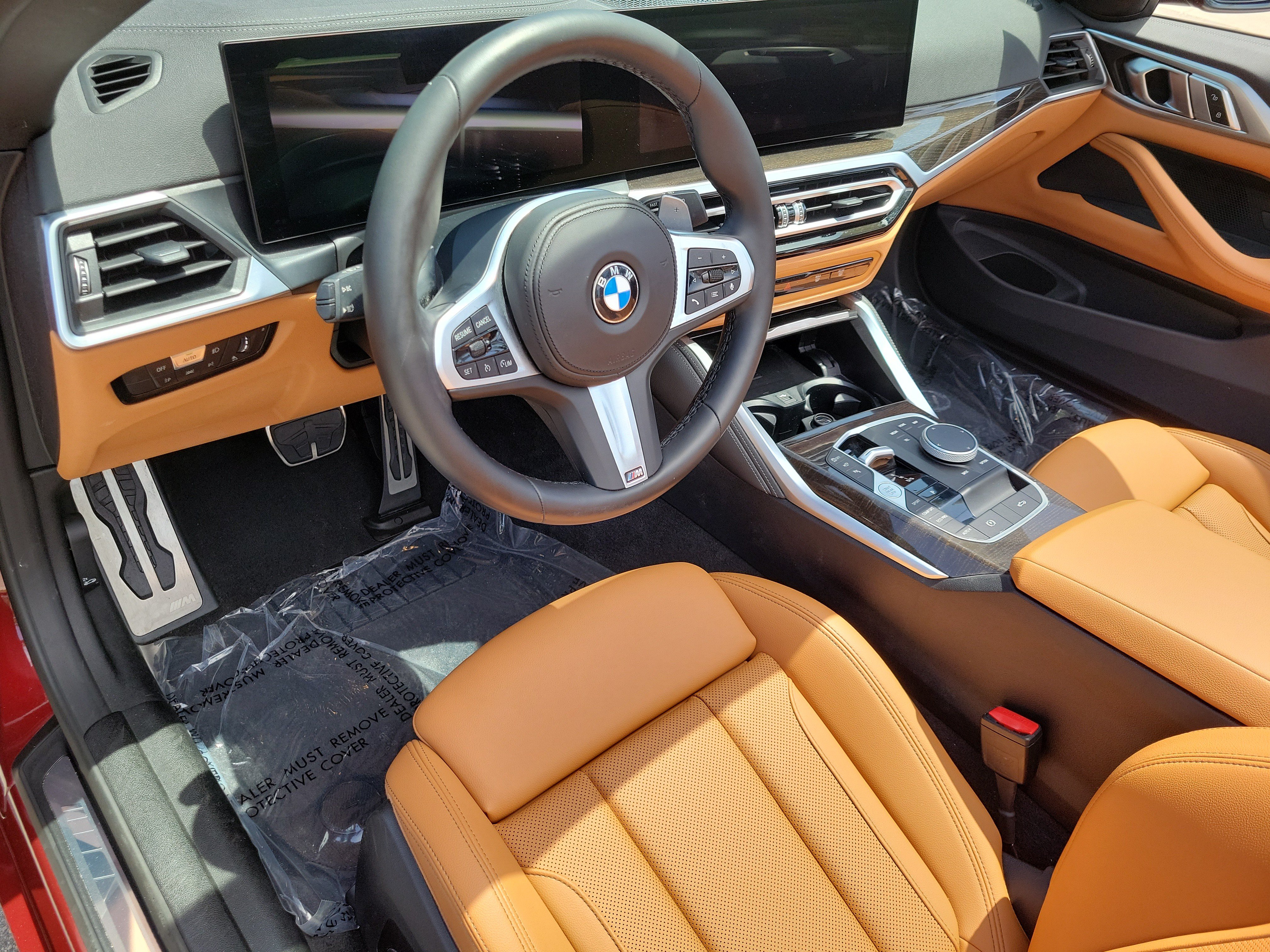 Used 2024 BMW M440i Convertible w/ Parking Assistance Package RWD image 9
