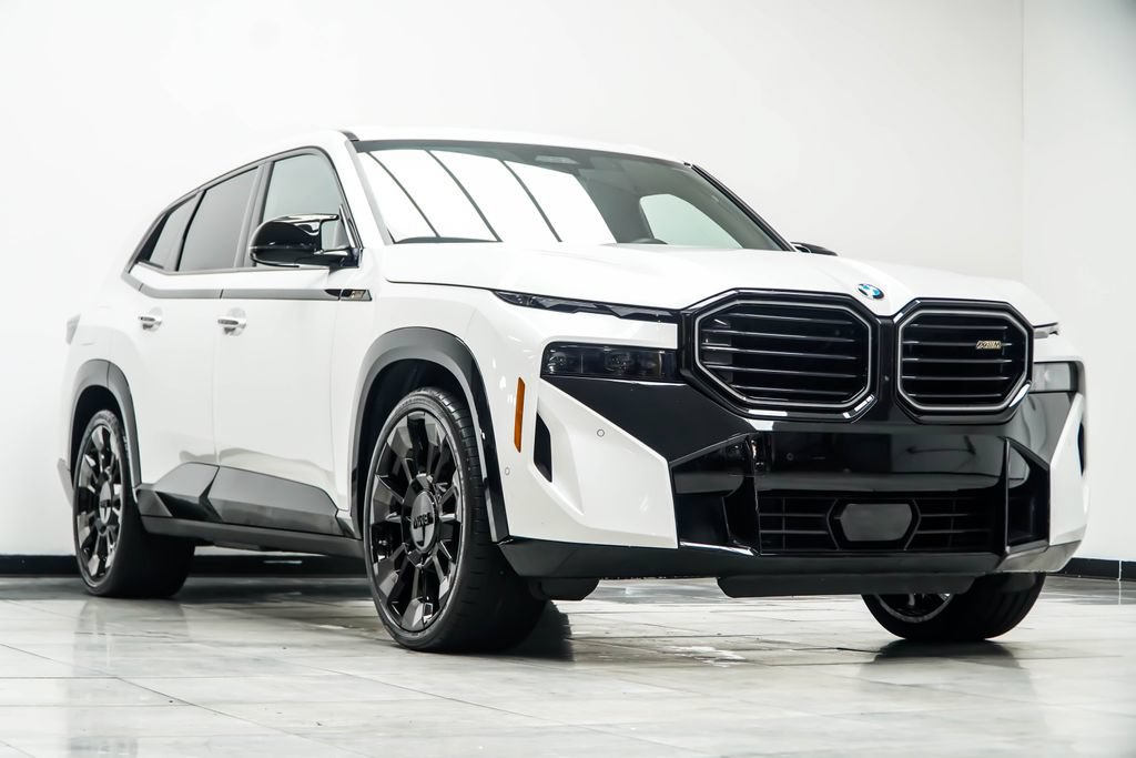 Used 2023 BMW XM w/ M Driver's Package AWD/4WD image 4