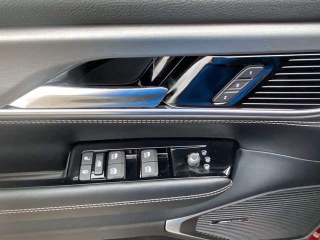 New 2024 Jeep Wagoneer L Series II image 13