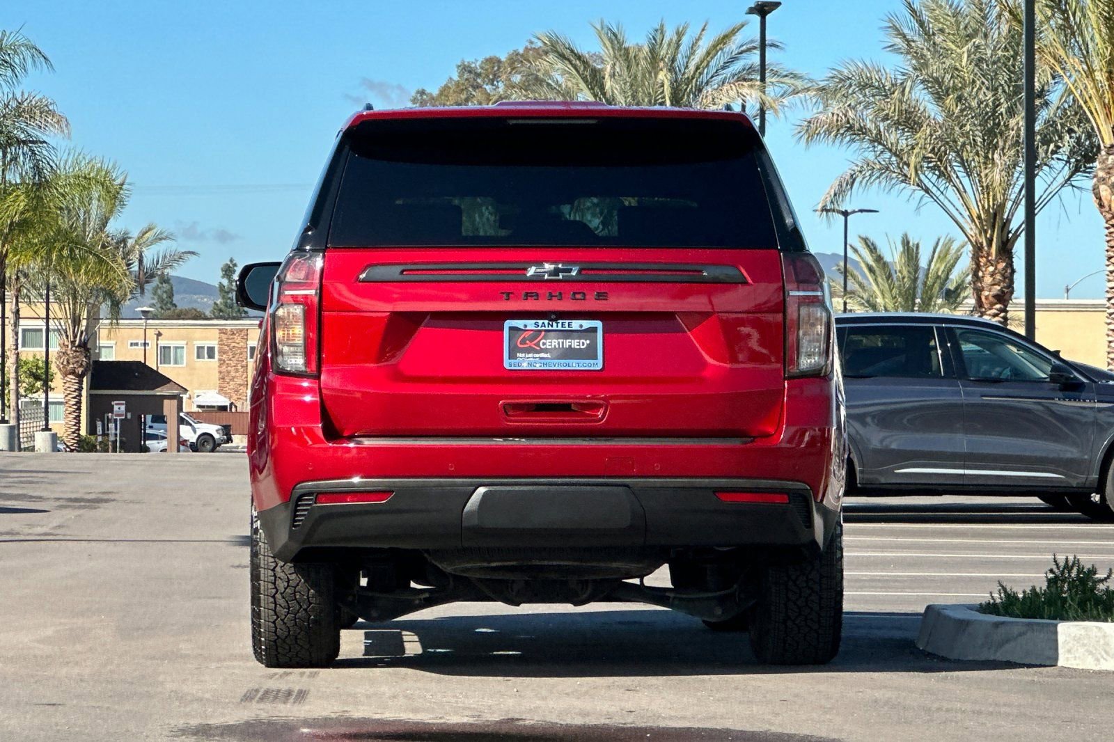 Used 2022 Chevrolet Tahoe Z71 w/ Luxury Package image 5