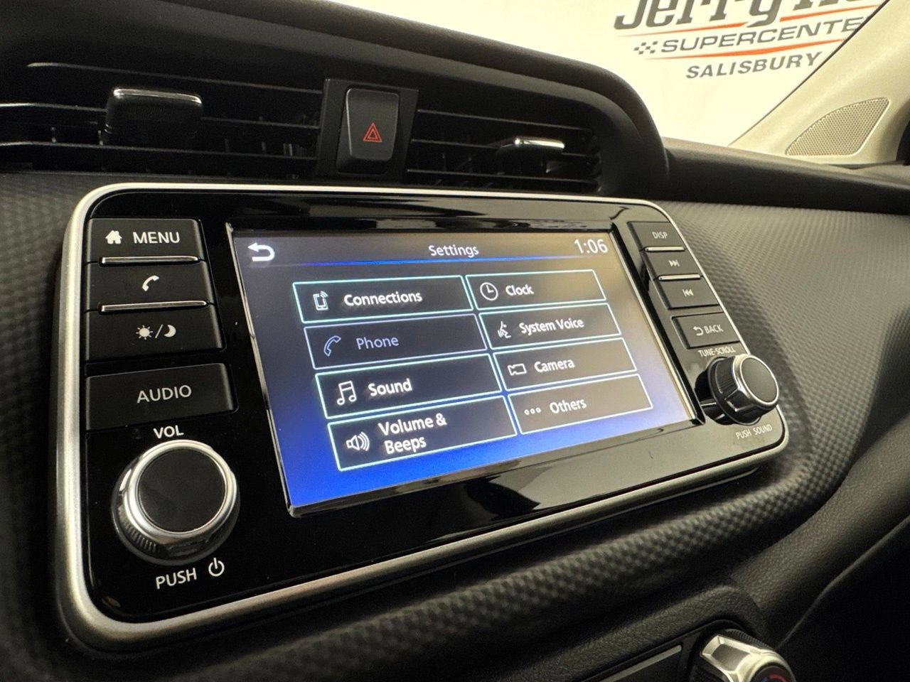 Used 2024 Nissan Kicks S FWD image 18