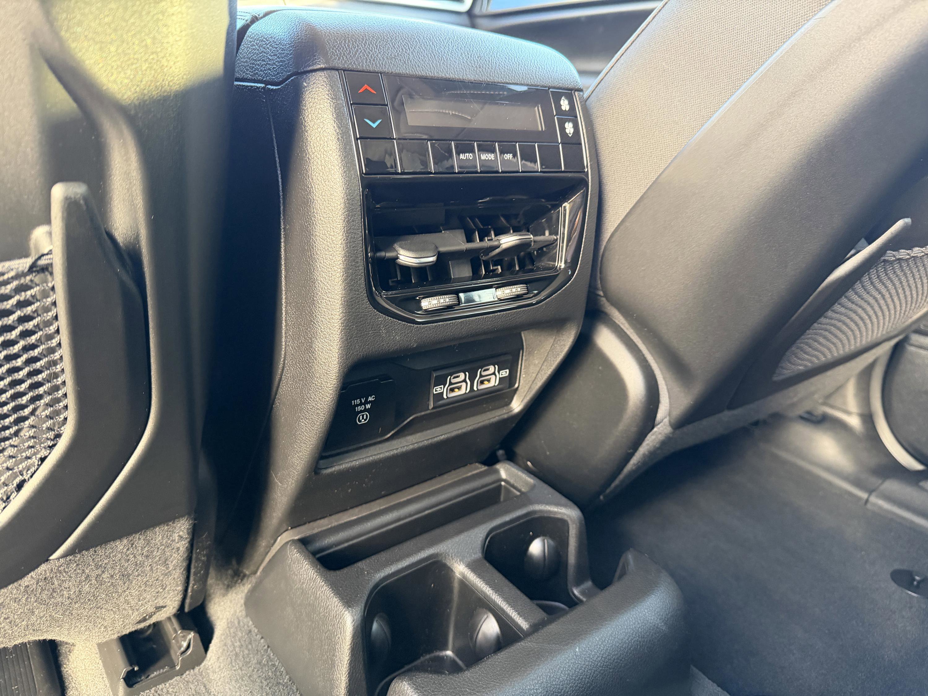 Certified 2023 Jeep Grand Cherokee L Laredo w/ Luxury Tech Group I image 14