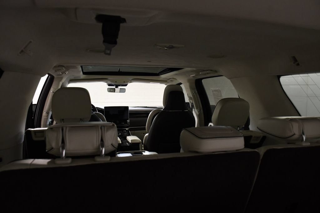 Used 2022 Lincoln Navigator L Black Label AWD/4WD image 23