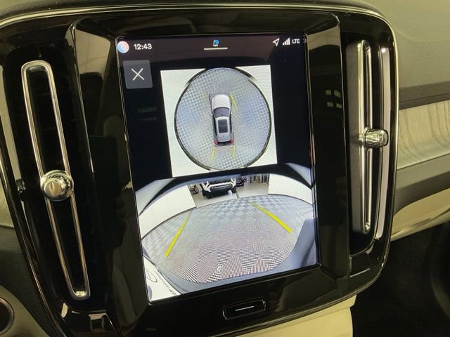 New 2026 Volvo XC40 B5 Ultra w/ Protection Package Premier image 11