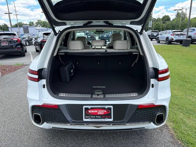 Used 2024 Genesis GV70 2.5T w/ Cargo Package AWD/4WD image 8