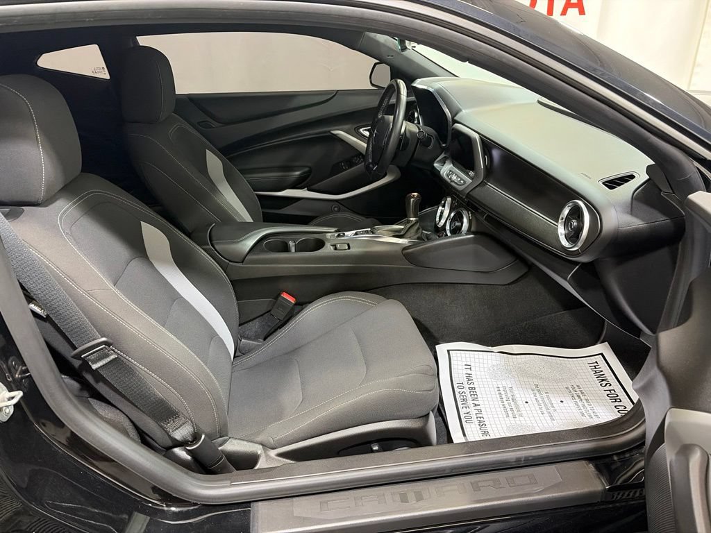 Used 2021 Chevrolet Camaro SS RWD image 12