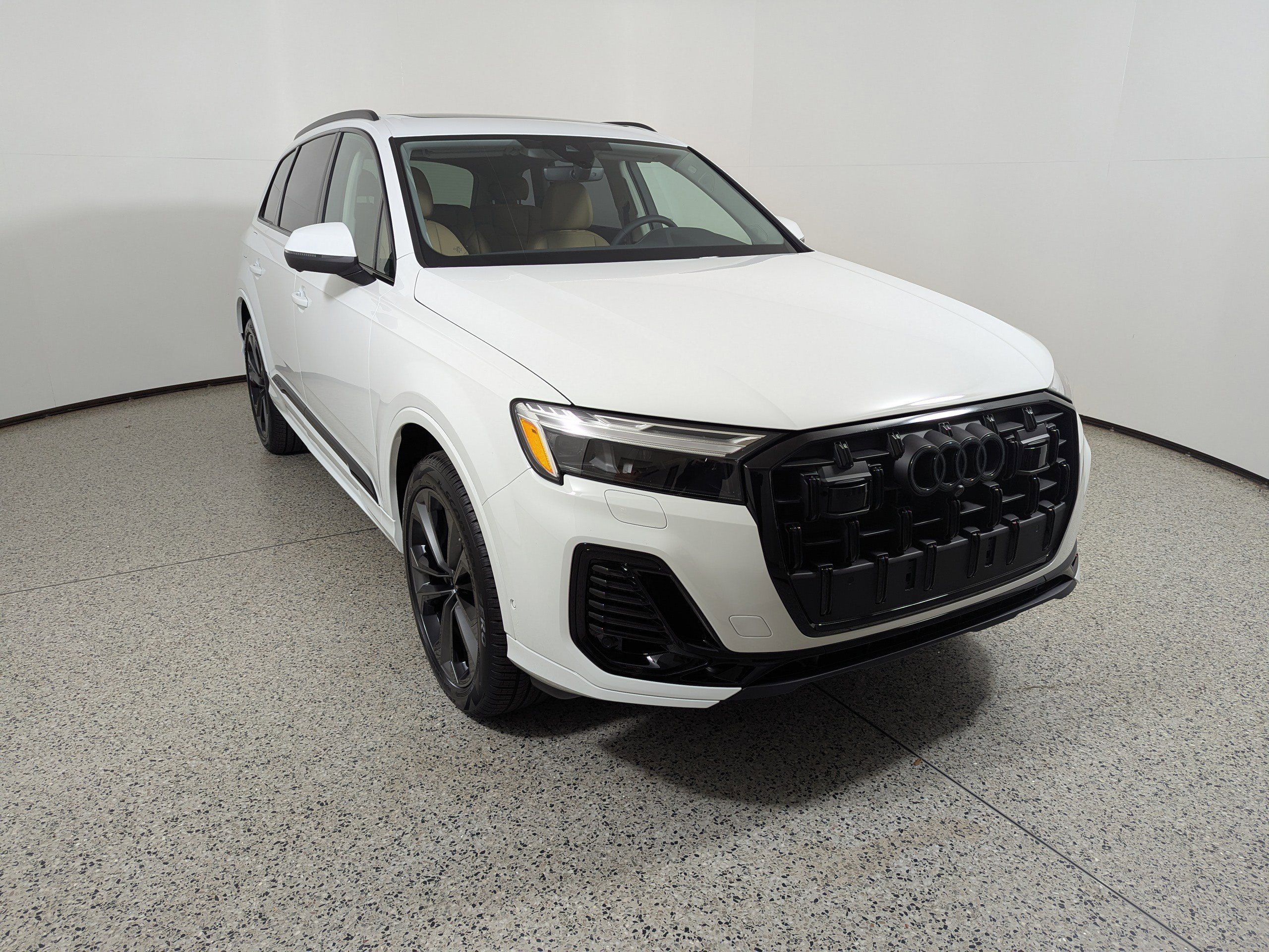 New 2025 Audi Q7 3.0T Premium Plus image 1