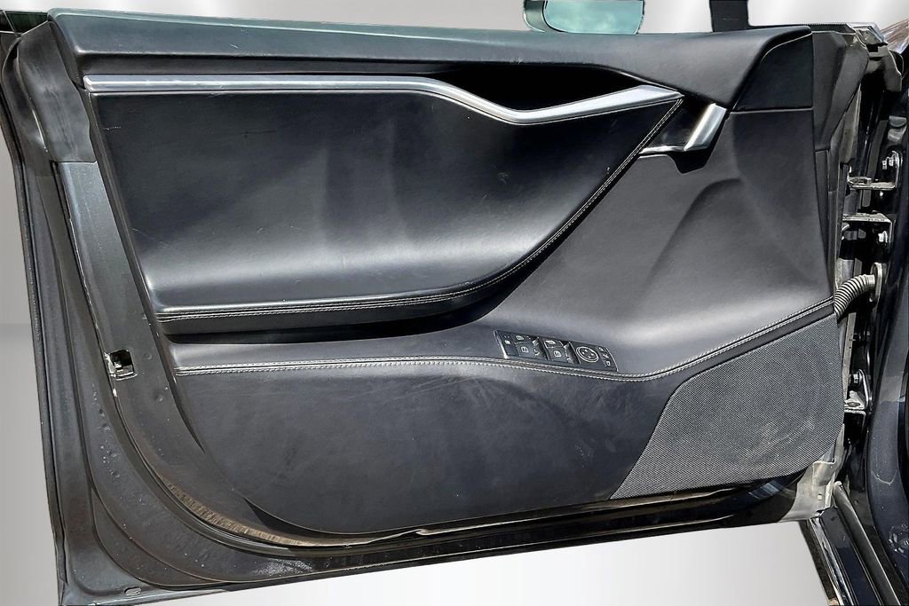 Used 2016 Tesla Model S 60 image 20