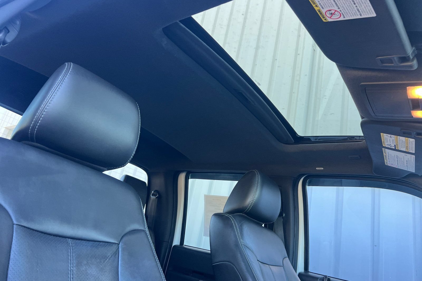 Used 2011 Ford F350 Lariat w/ Lariat Ultimate Pkg AWD/4WD image 13
