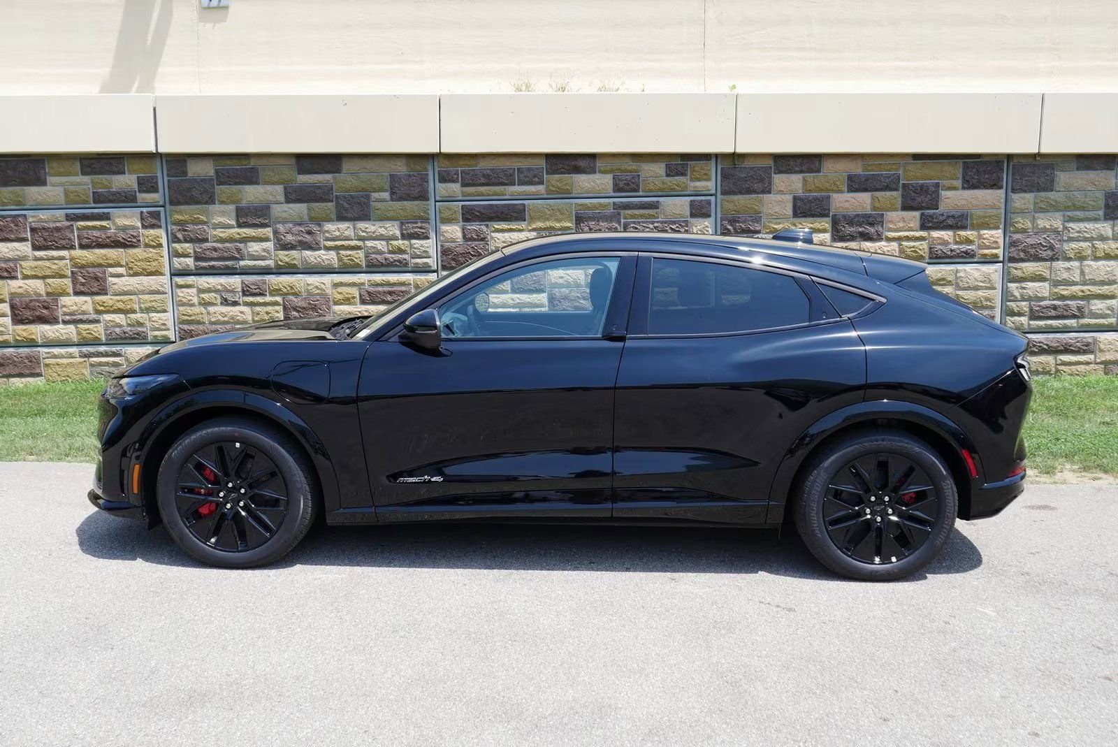 New 2025 Ford Mustang Mach-E Premium w/ Sport Appearance Package image 7