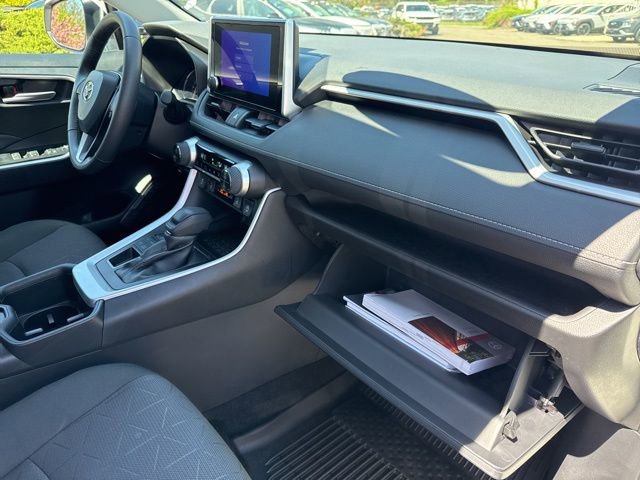 Used 2023 Toyota RAV4 XLE w/ XLE Grade Weather Package AWD/4WD image 23