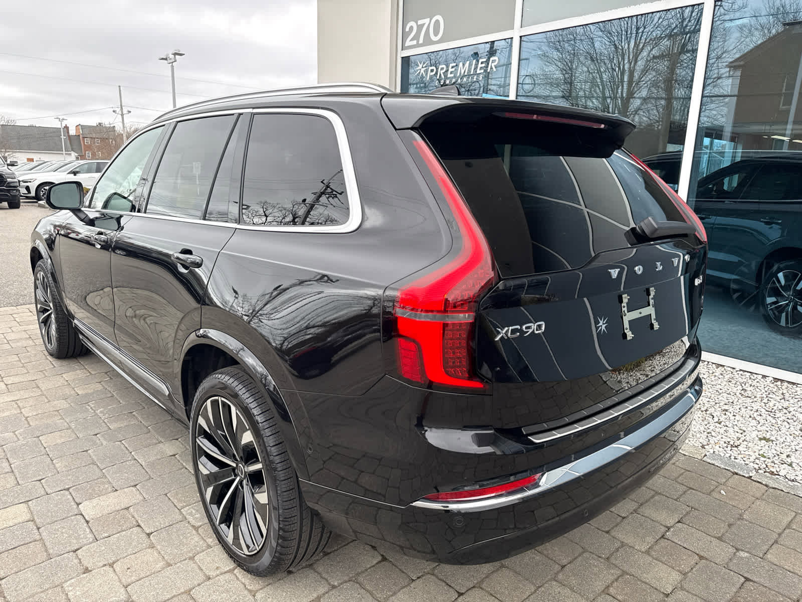 Used 2026 Volvo XC90 B6 Plus image 15