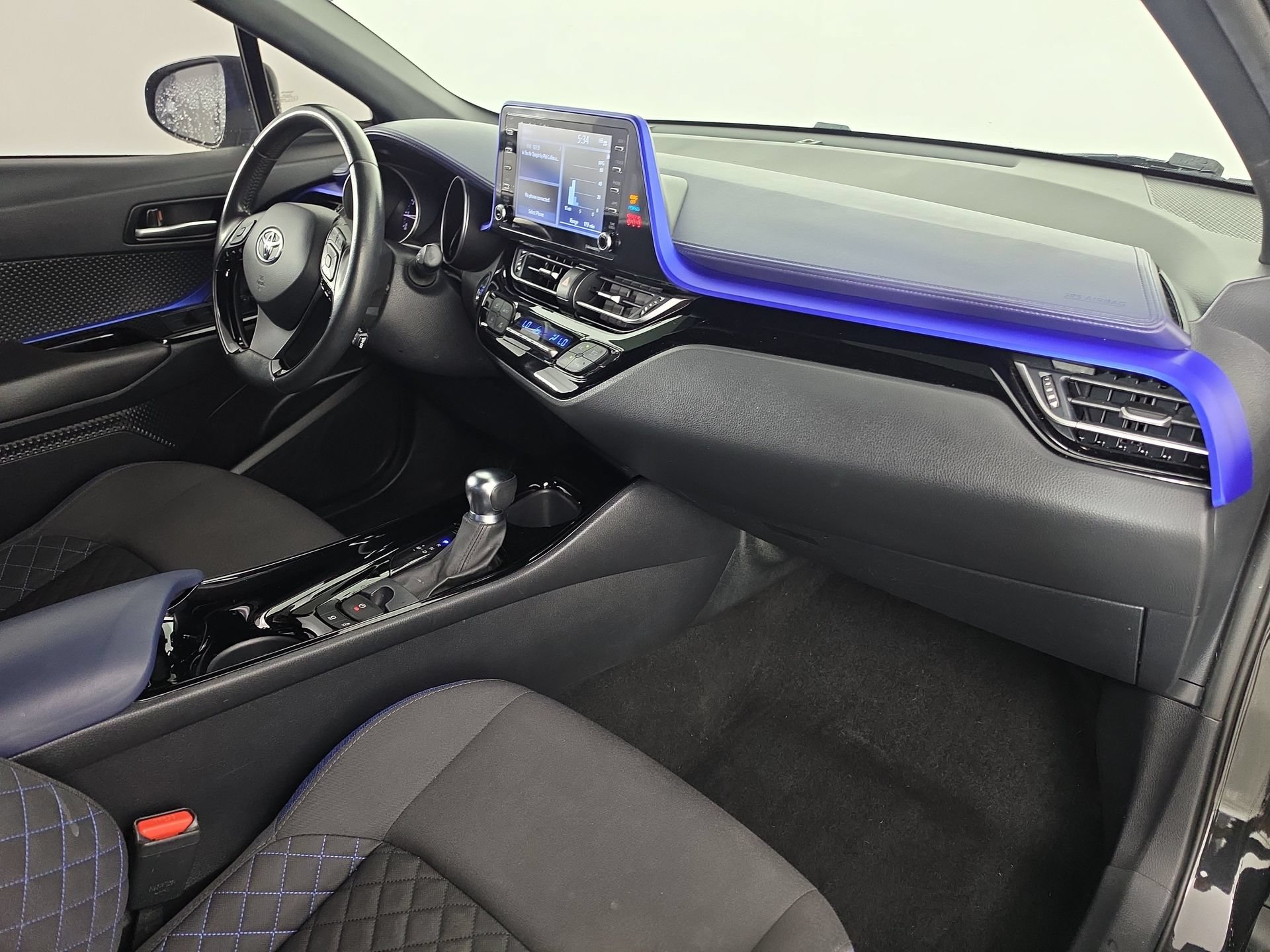 Used 2021 Toyota C-HR XLE FWD image 41