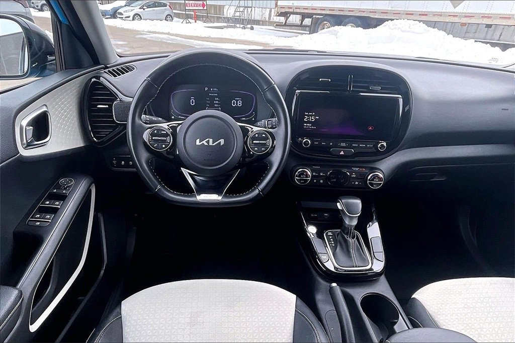 Certified 2024 Kia Soul GT-Line image 5