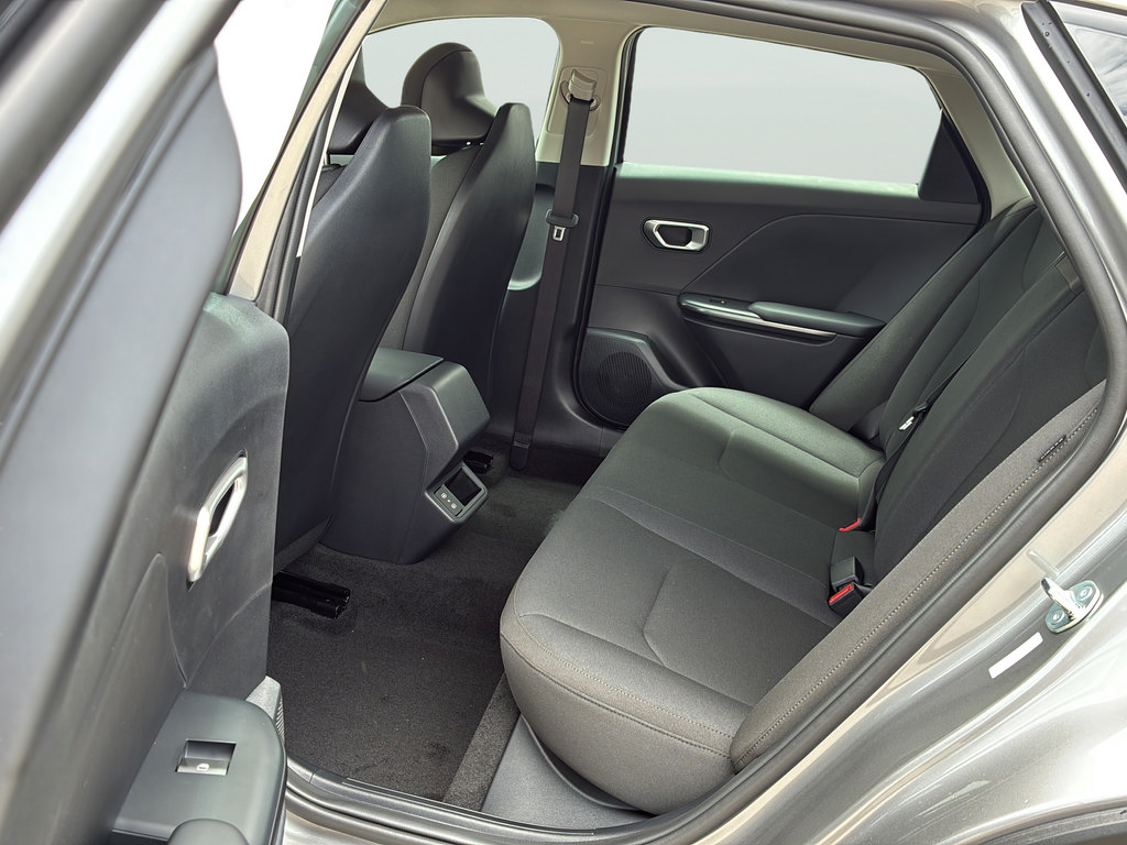 New 2026 Kia K4 FWD image 15