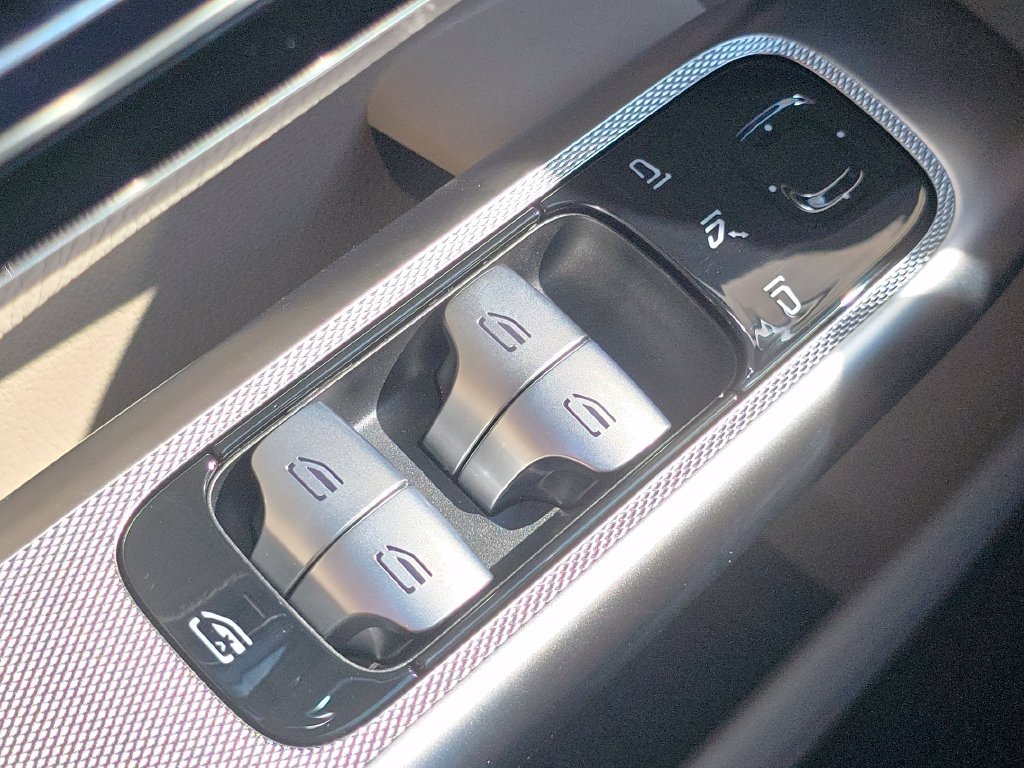 New 2027 Mercedes-Benz GLC 300 4MATIC image 28