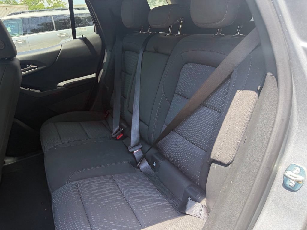 Used 2026 Chevrolet Equinox LT FWD image 11