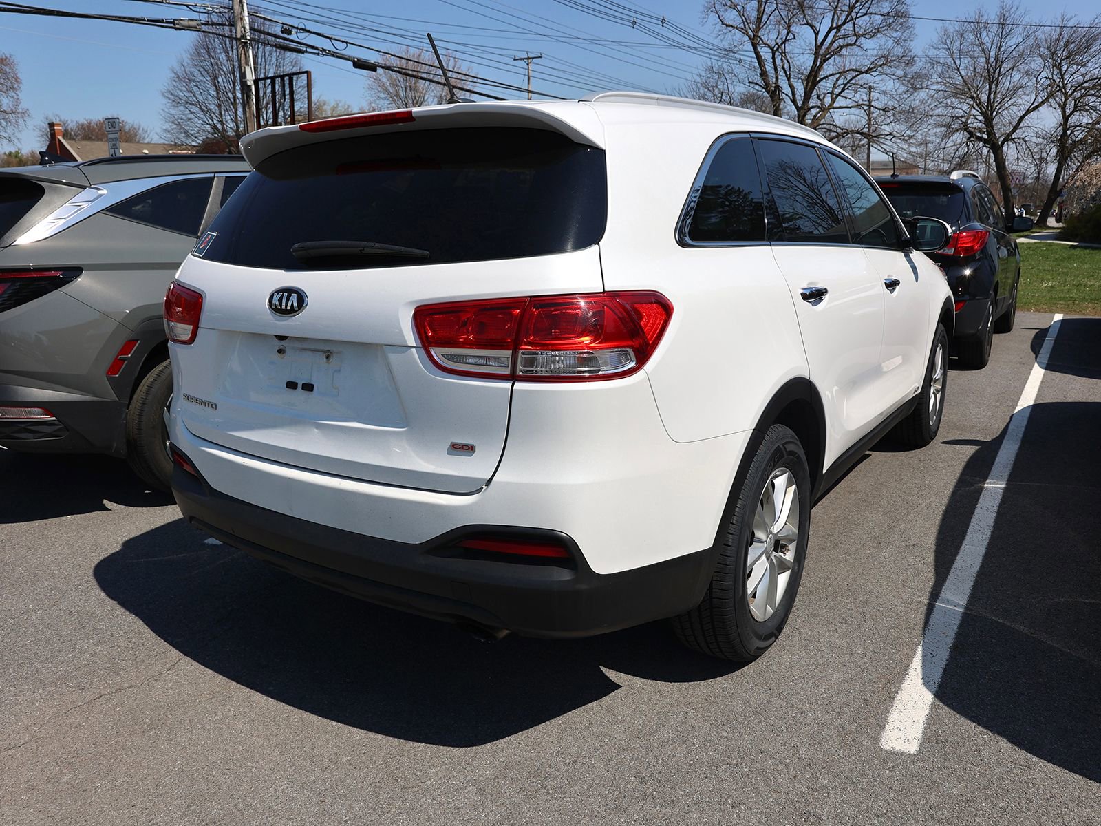 Used 2017 Kia Sorento LX image 5