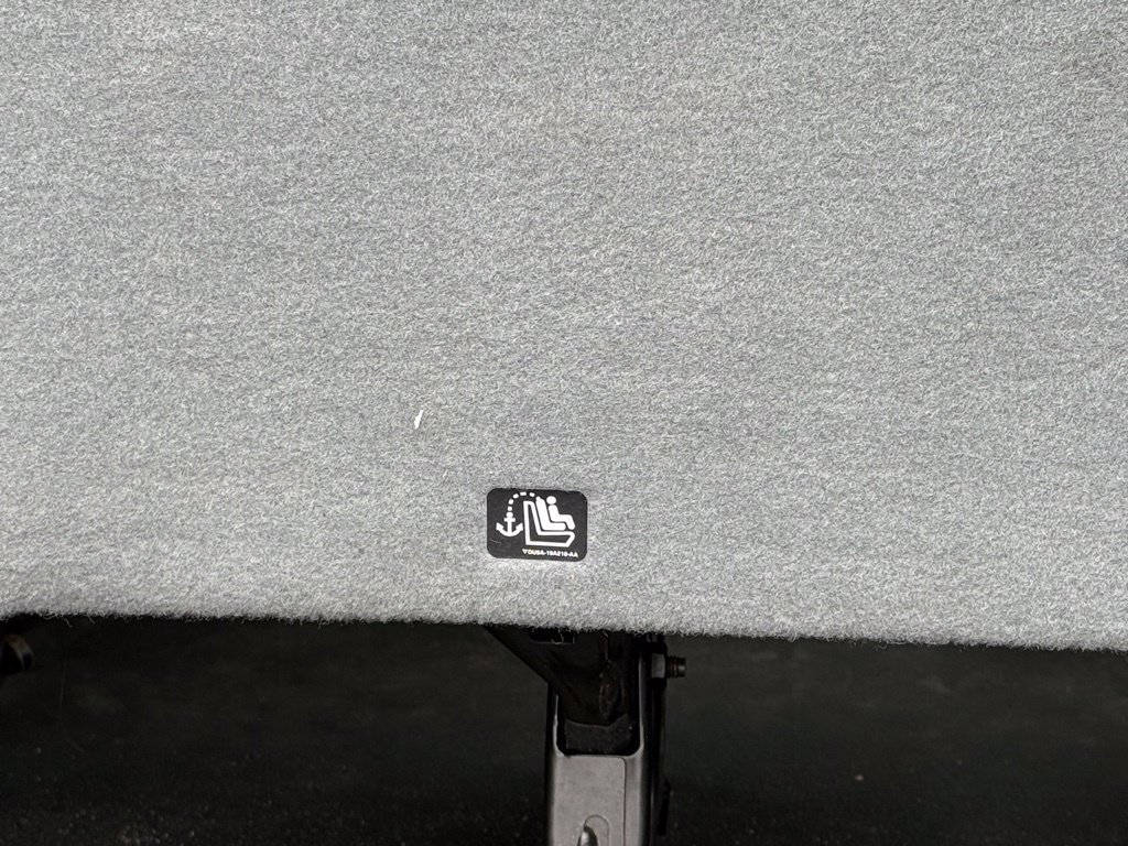 Used 2018 Ford Transit 150 XL RWD image 34