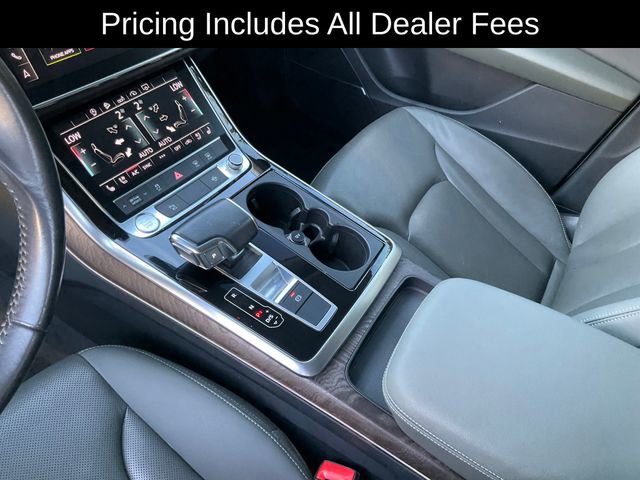 Used 2020 Audi Q8 Premium Plus w/ Premium Plus Package AWD/4WD image 17