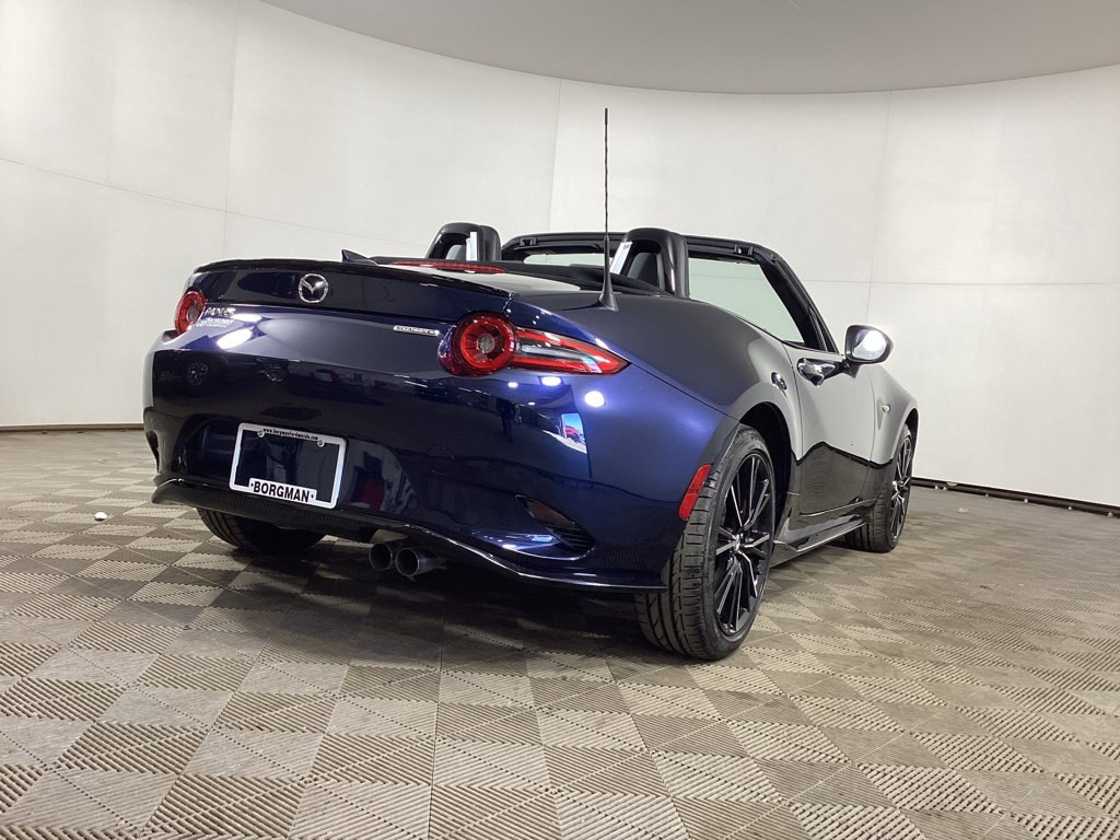 New 2026 MAZDA MX-5 Miata Grand Touring w/ Appearance Package RWD image 2