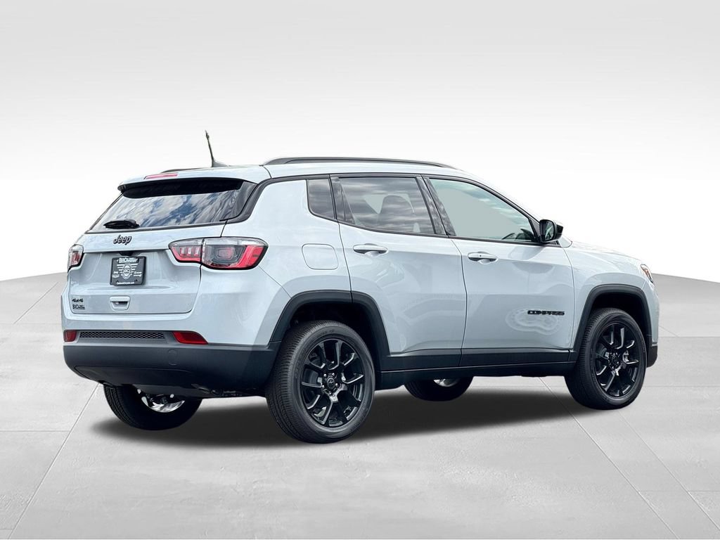 New 2026 Jeep Compass Latitude AWD/4WD image 7
